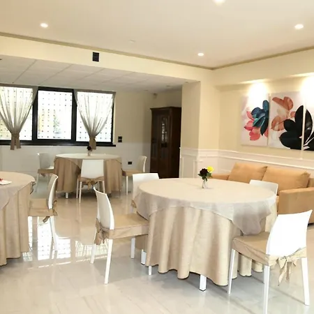 Domus Salentina 4* レヴェラーノ