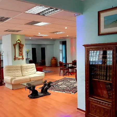 多莫斯萨伦蒂纳酒店 莱韦拉诺