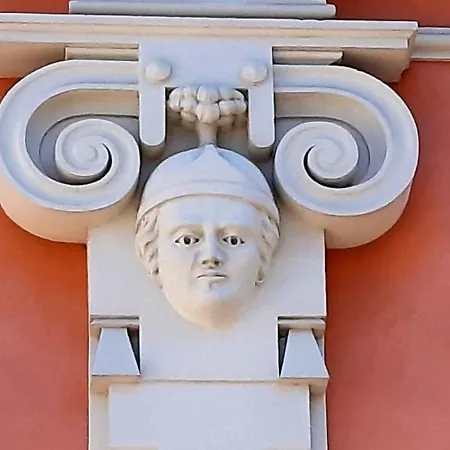 多莫斯萨伦蒂纳酒店