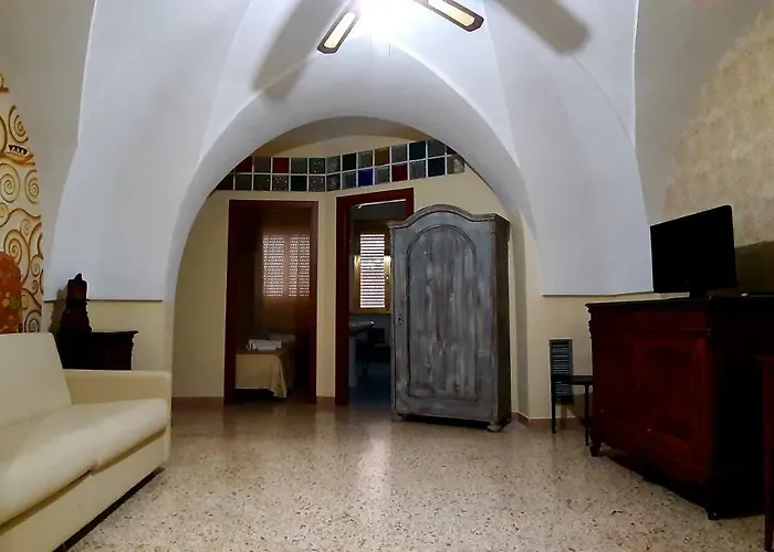 Bed & Breakfast Domus Salentina 4*